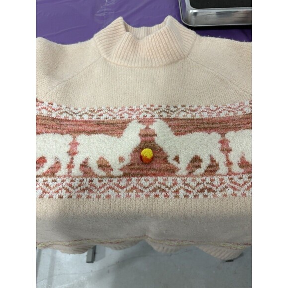 Pink Patterned Women's Sweater - Picture 7 of 7